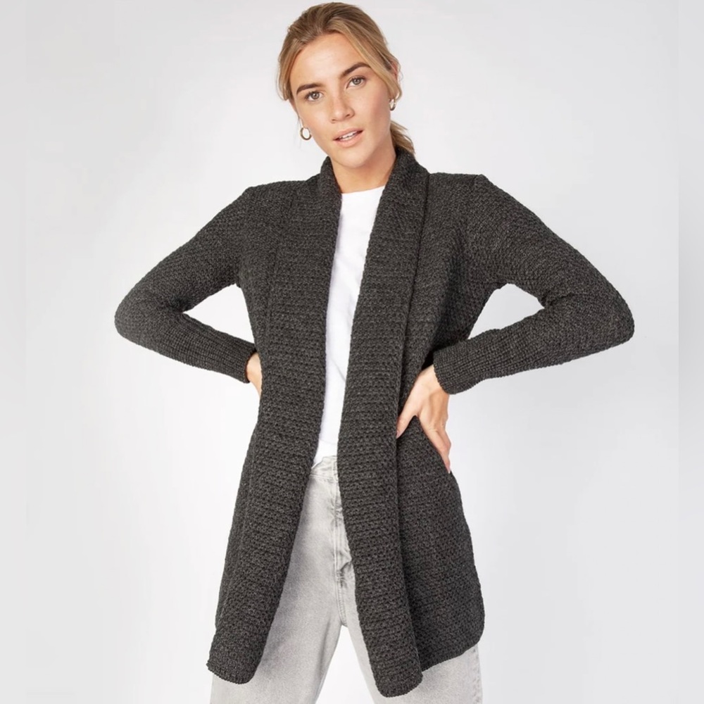Irelands Eye: Kilcoole Textured Coatigan Cardigan Sweater in Graphite